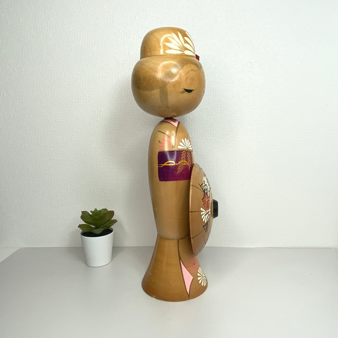 (BIG) Kokeshi Doll ‘Maisuzume’ by Sadao Kishi (1932-1998) | 35cm